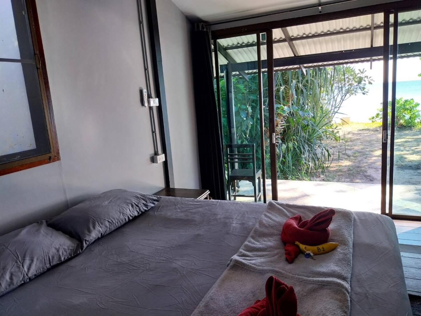 Monkey Island Resort Koh Mak Exterior photo